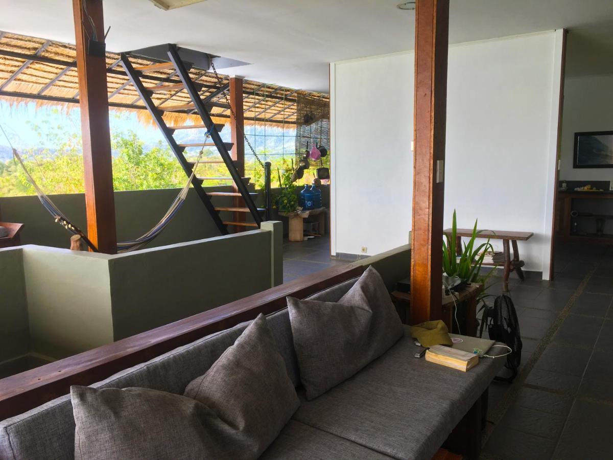 Merdeka House Maluk 외부 사진