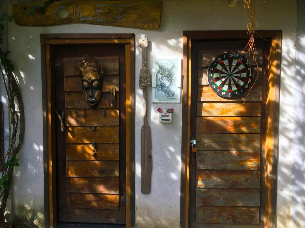 Merdeka House Maluk 외부 사진