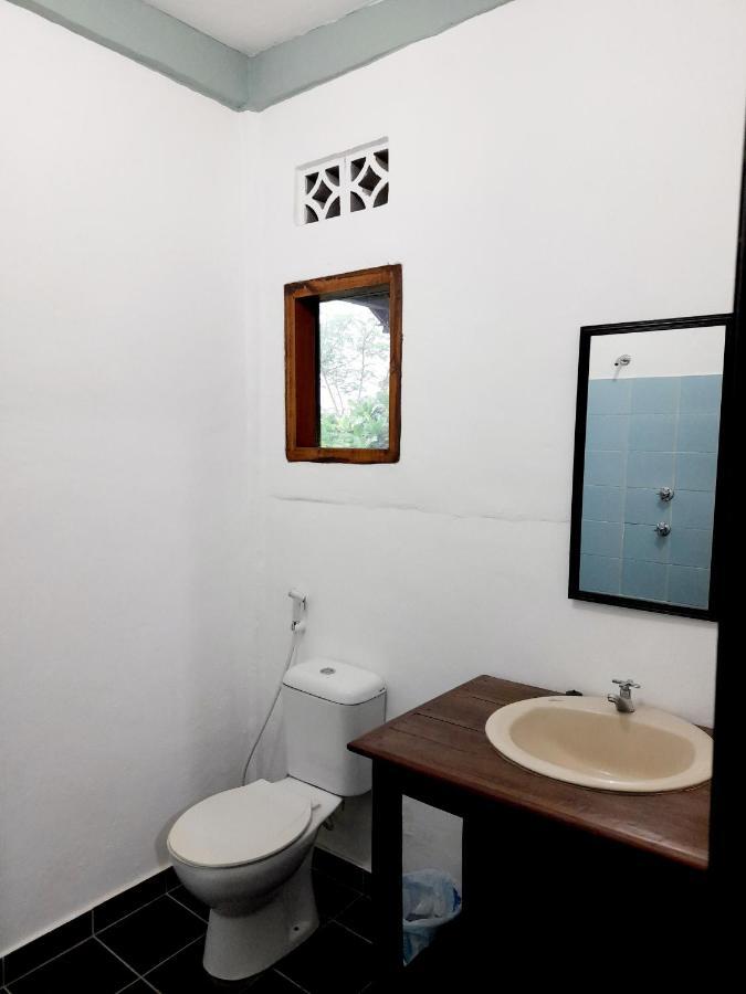 Merdeka House Maluk 외부 사진